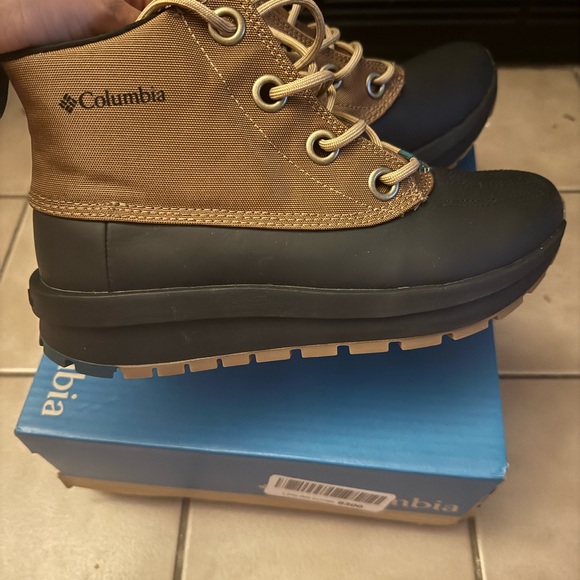 Columbia Shoes - Columbia Brown and Black Women's Boots